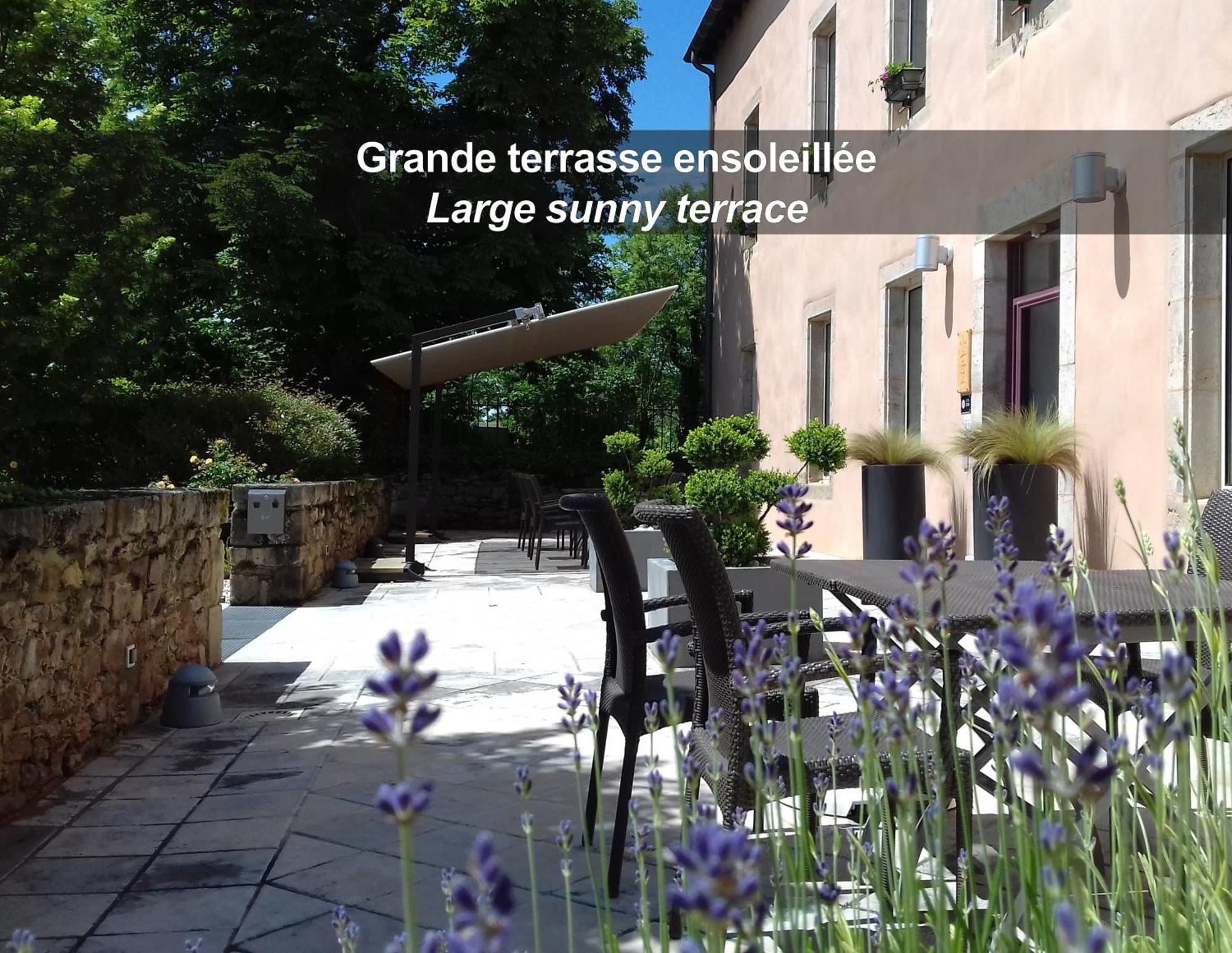 Hotel La Ferme De Bourran Rodez - Parking Prive Gratuit Екстериор снимка